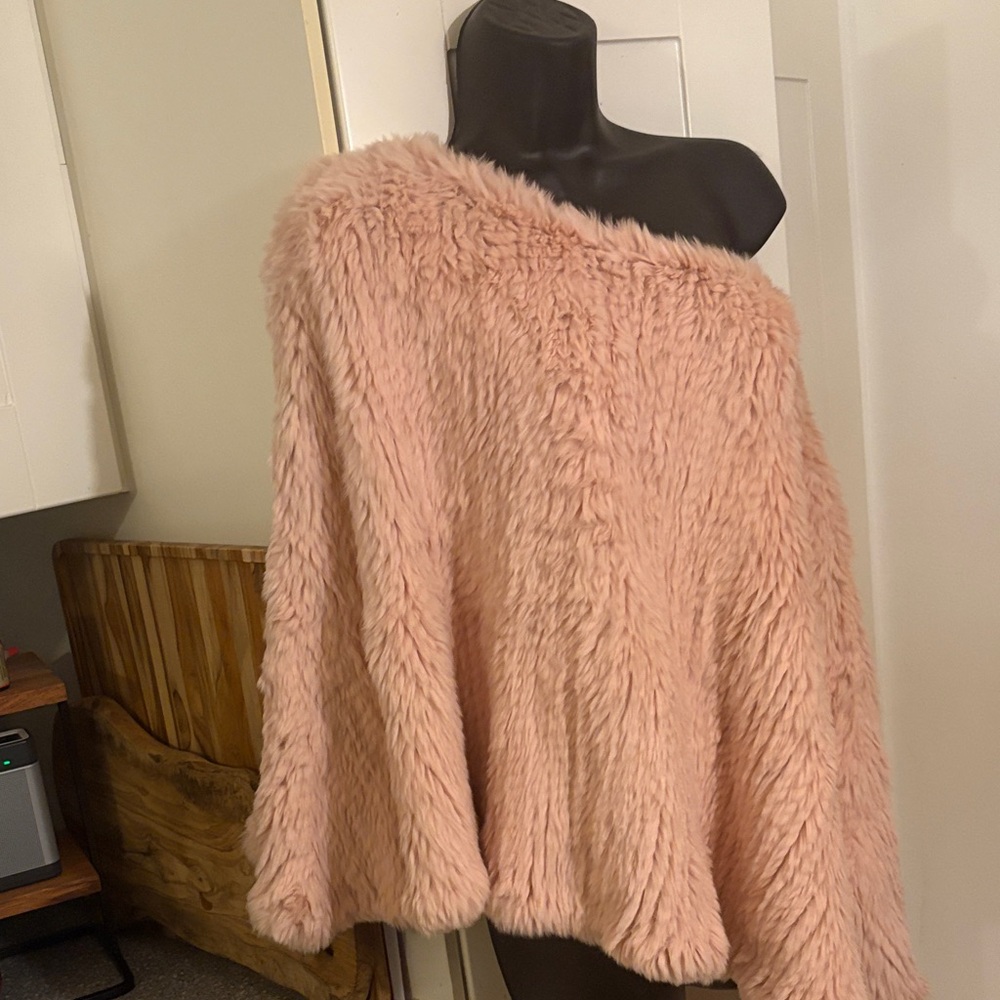 Pink 100% Rabbit Fur Poncho - Picture 7 of 10